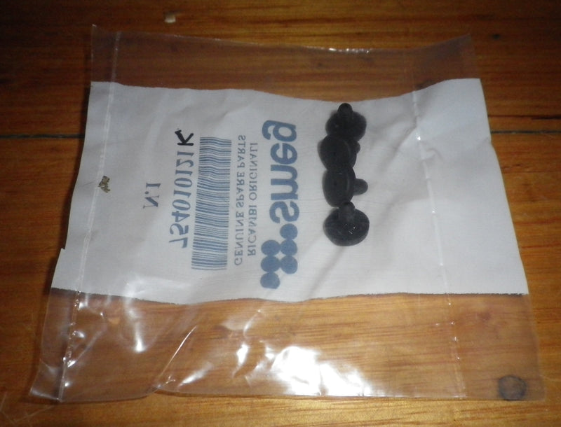 Smeg Gas Stove Rubber Trivet Foot (Pkt 4) - Part # 754010121K